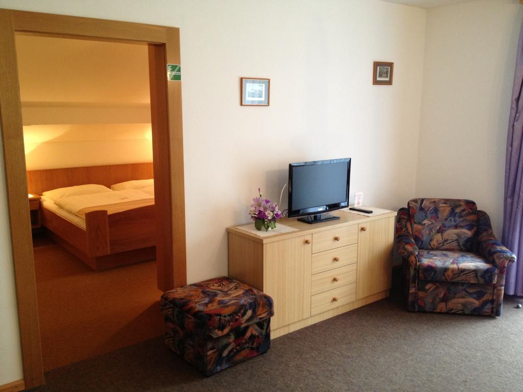 Pension & Appartement Fortin Bad Kleinkirchheim Habitación foto